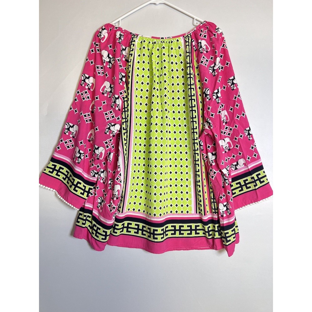 Crown & Ivy Woman 3/4 Sleeve V-Neck Pink Lime Elephant Print Top Size 3X - Picture 9 of 9
